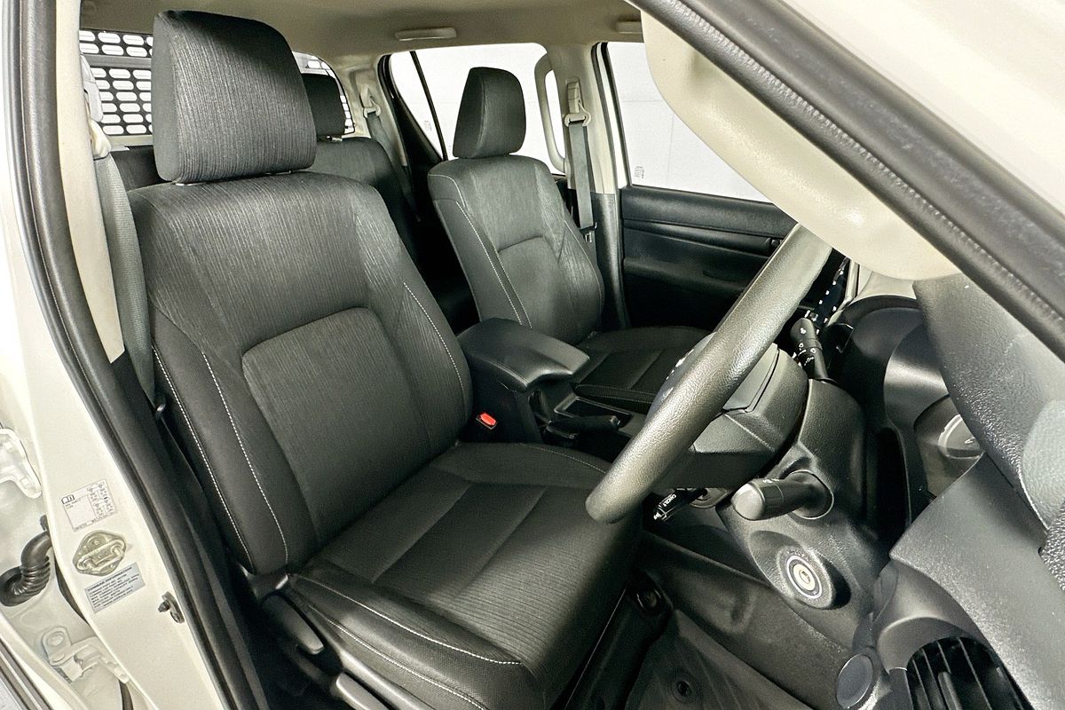 2022 Toyota HILUX SR (4x4) GUN126R 4X4