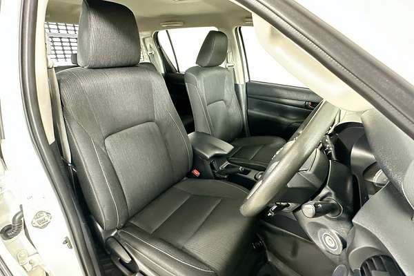 2022 Toyota HILUX SR (4x4) GUN126R 4X4