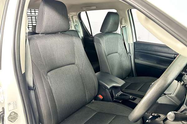 2022 Toyota HILUX SR (4x4) GUN126R 4X4