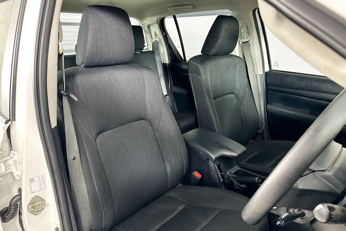 2022 Toyota HILUX SR (4x4) GUN126R 4X4