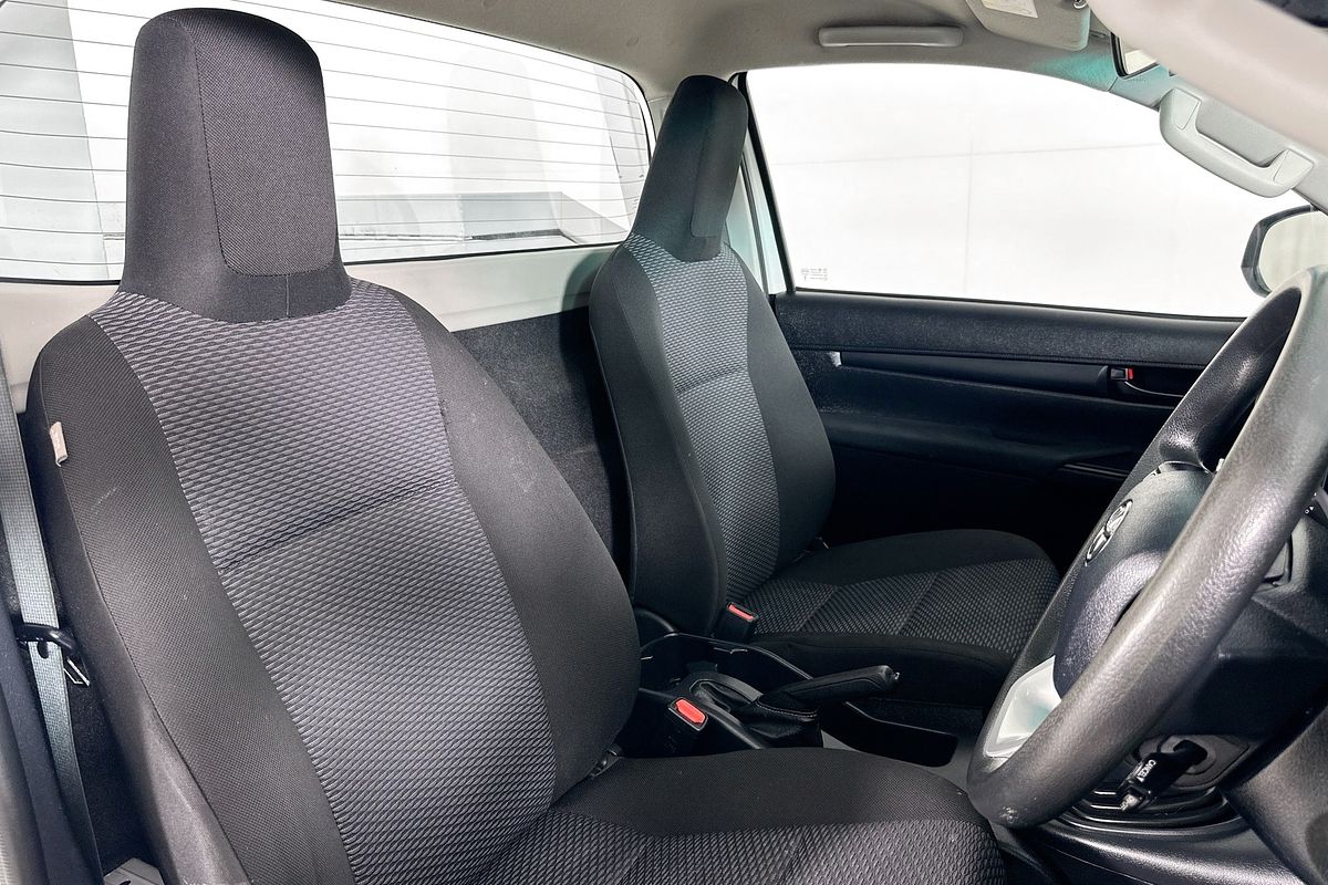 2021 Toyota HILUX WORKMATE TGN121R FACELIFT REAR WHEEL DRIVE