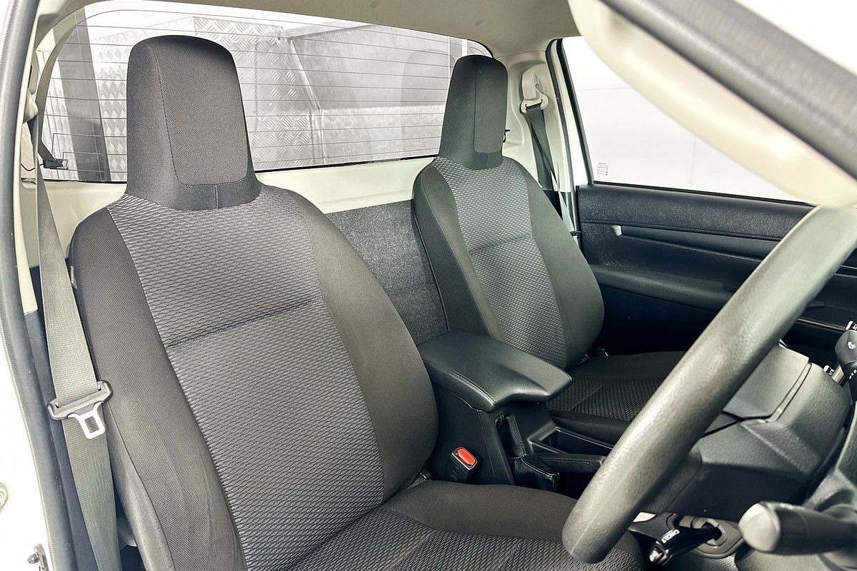 2021 Toyota HILUX WORKMATE (4x2) TGN121R 4x2