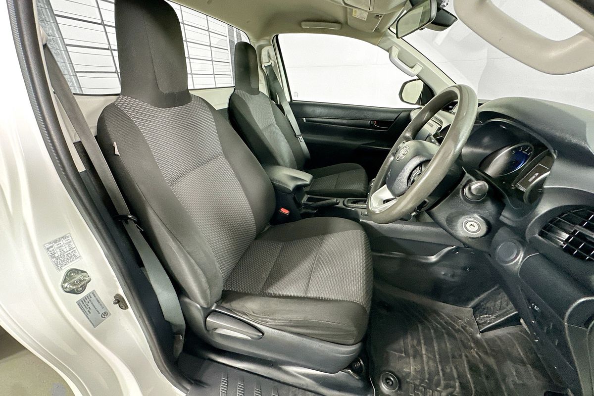 2019 Toyota HILUX WORKMATE TGN121R MY19 REAR WHEEL DRIVE