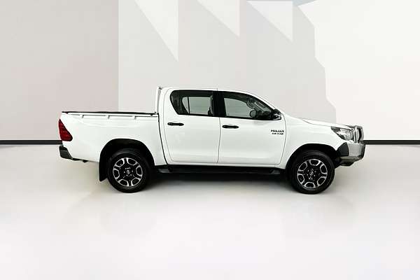 2019 Toyota HILUX SR (4x4) GUN126R MY19 4X4