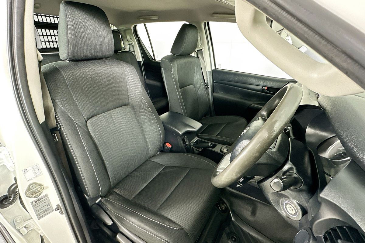 2022 Toyota HILUX SR (4x4) GUN126R 4X4