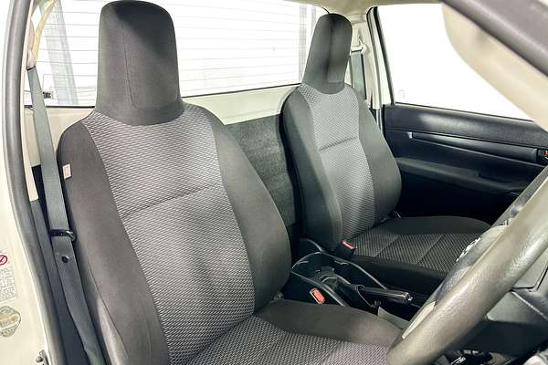 2018 Toyota HILUX WORKMATE TGN121R MY17 REAR WHEEL DRIVE