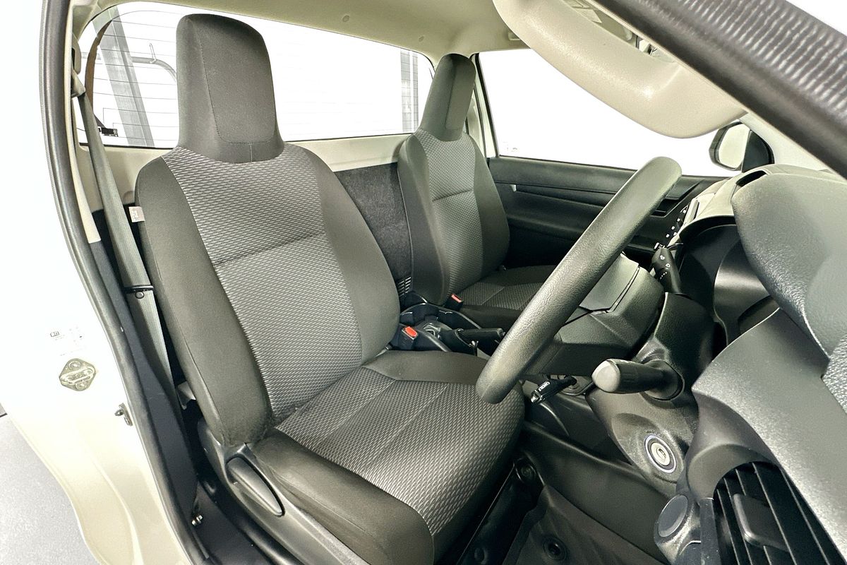 2021 Toyota HILUX WORKMATE (4x2) TGN121R 4x2