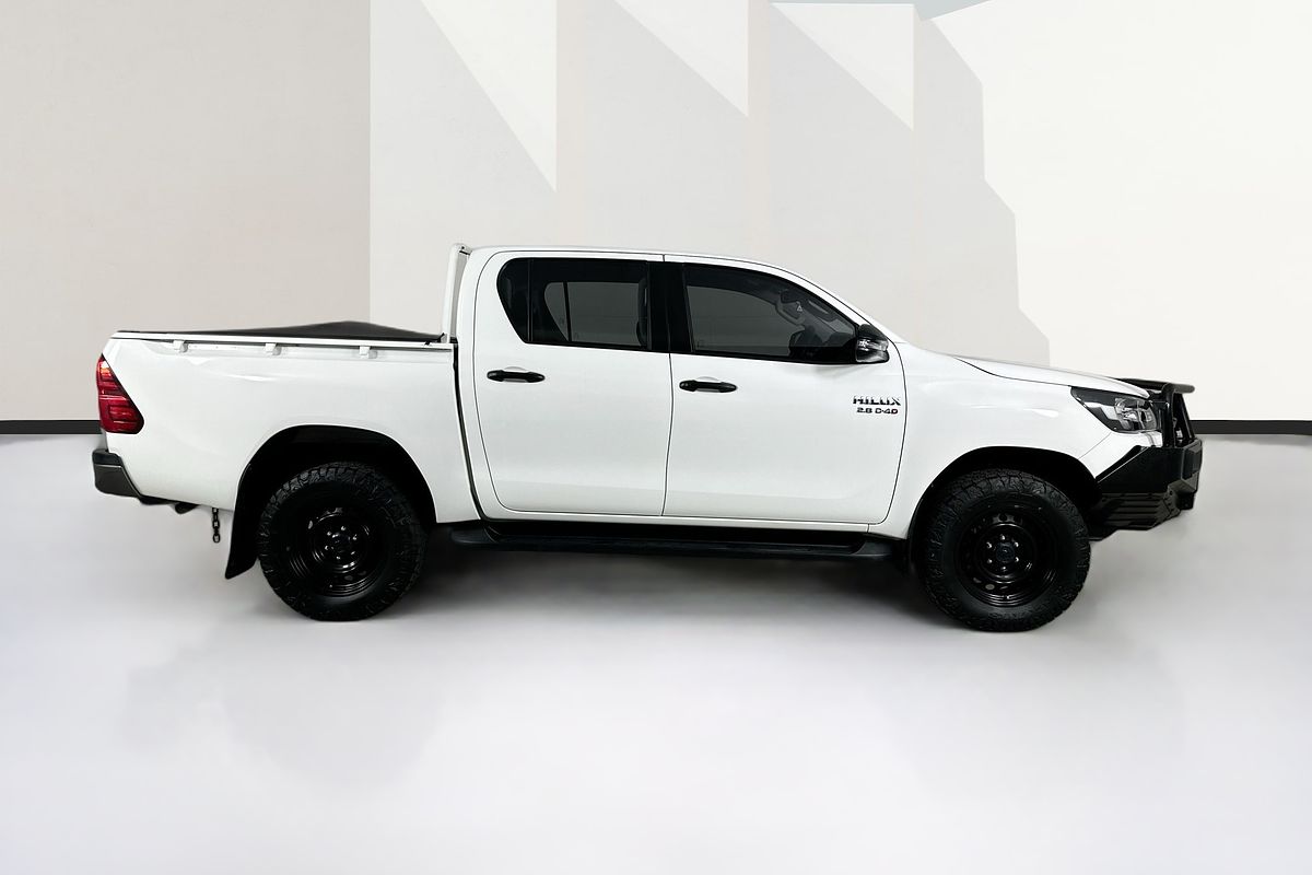2021 Toyota HILUX SR (4x4) GUN126R FACELIFT 4X4