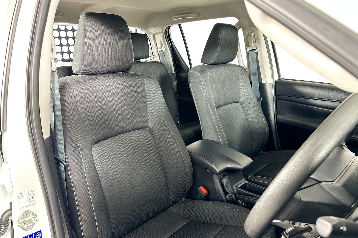 2025 Toyota HILUX SR 48V (4x4) GUN126R RC 4X4