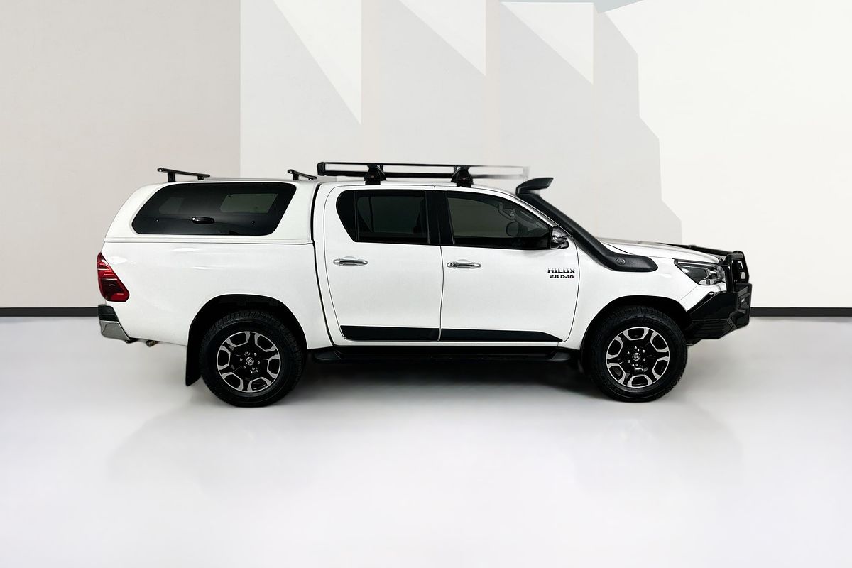 2022 Toyota HILUX SR5 (4x4) GUN126R 4X4