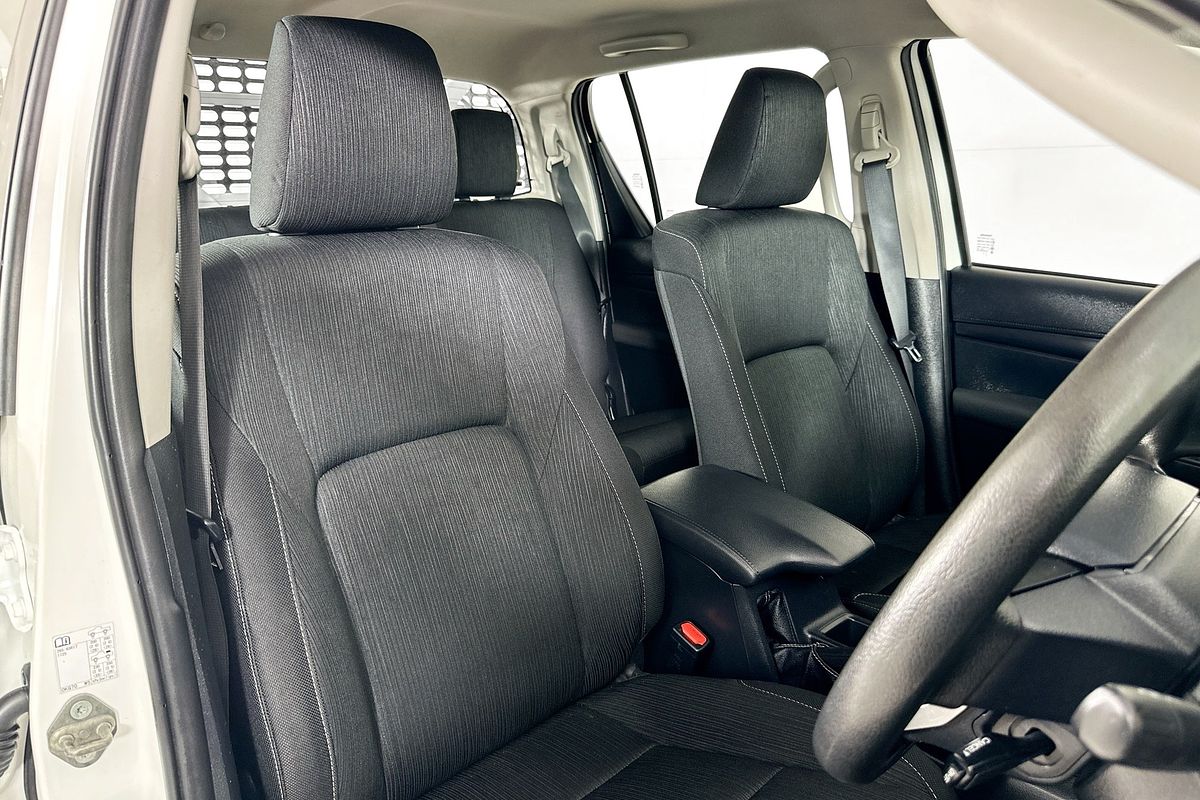 2023 Toyota HILUX SR (4x4) GUN126R 4X4