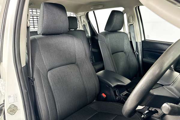 2023 Toyota HILUX SR (4x4) GUN126R 4X4