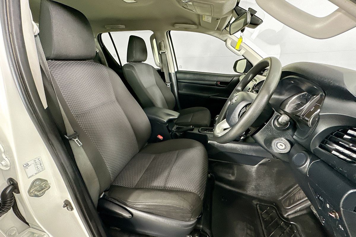 2021 Toyota HILUX WORKMATE (4x4) GUN125R FACELIFT 4X4