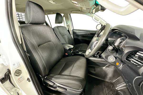 2022 Toyota HILUX SR (4x4) GUN126R 4X4