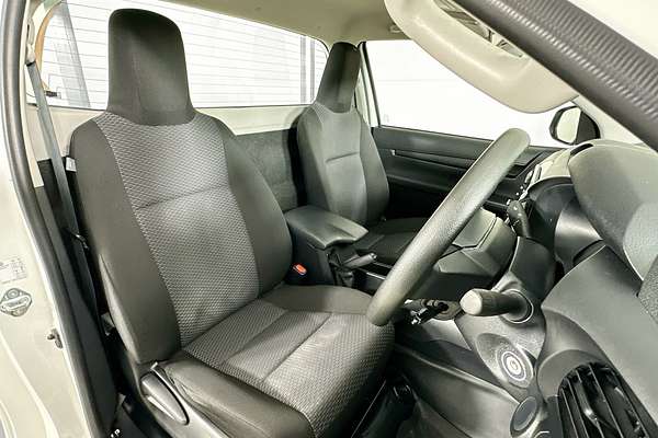 2024 Toyota HILUX WORKMATE (4x2) TGN121R REAR WHEEL DRIVE