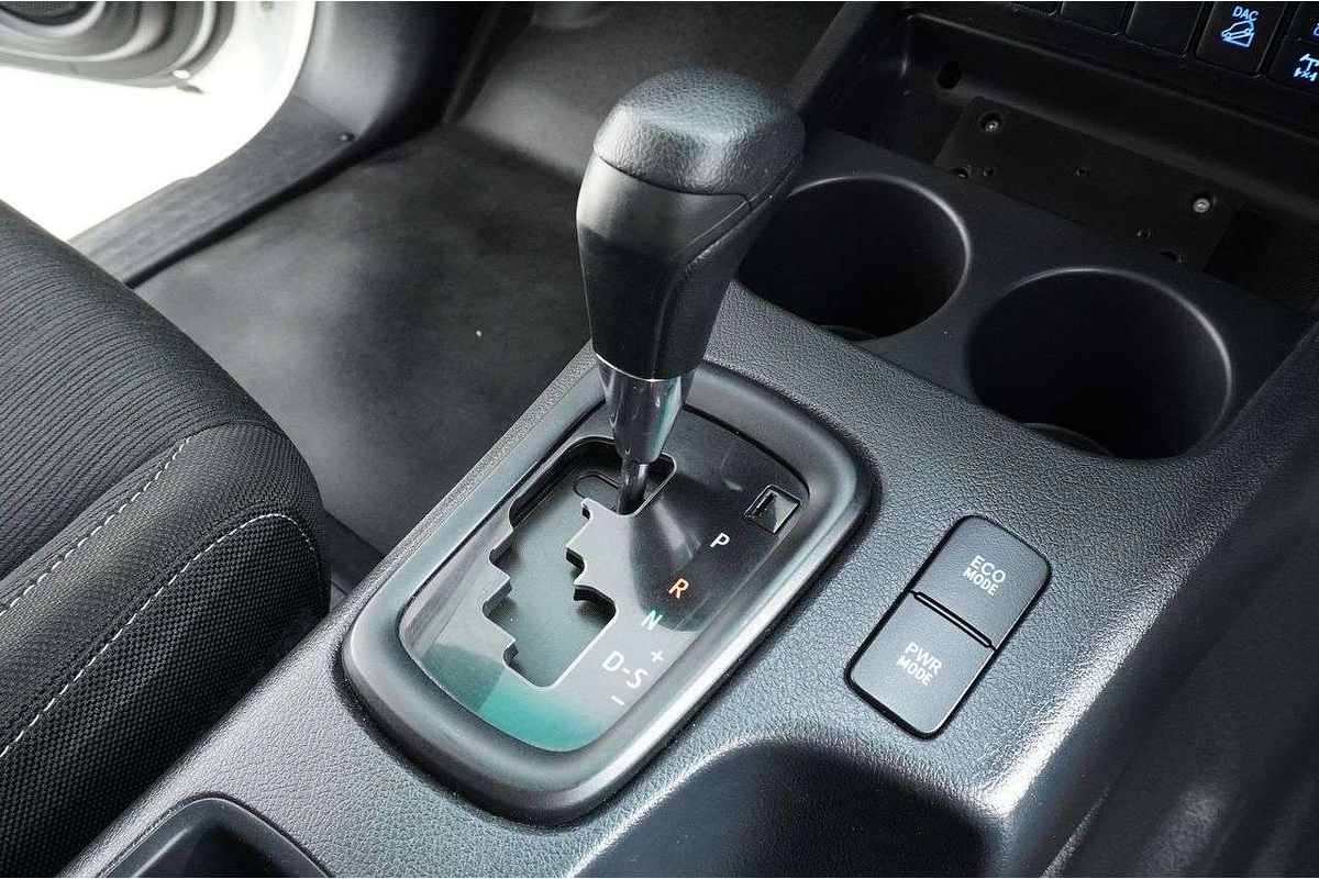 2021 Toyota HILUX SR (4x4) GUN126R 4X4