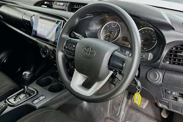 2019 Toyota HILUX SR (4x4) GUN126R MY19 4X4