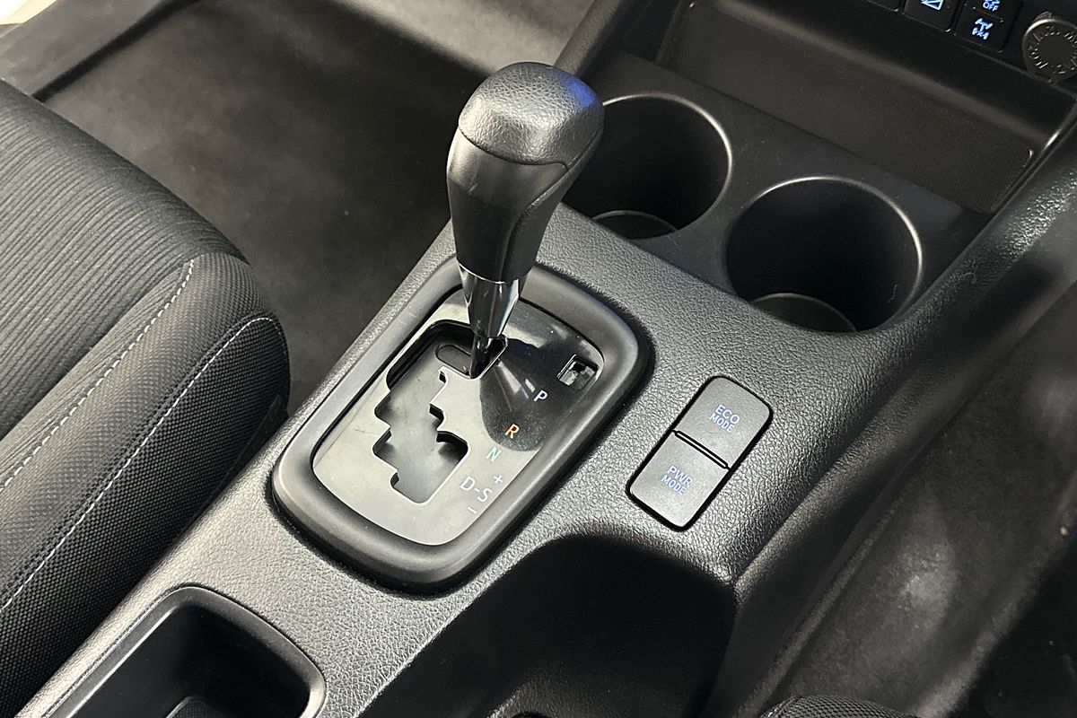 2021 Toyota HILUX SR (4x4) GUN126R FACELIFT 4X4
