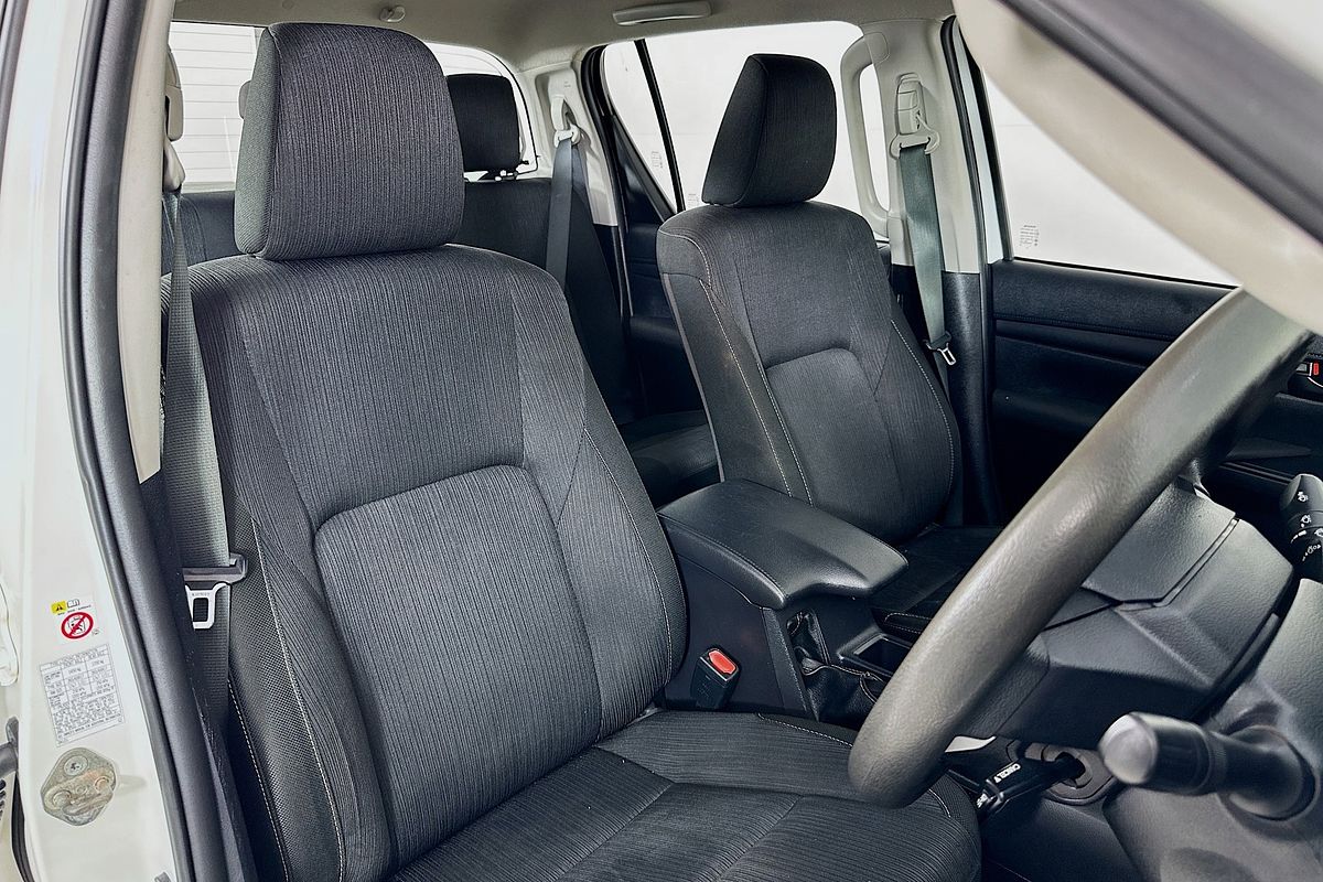 2019 Toyota HILUX SR (4x4) GUN126R MY19 4X4