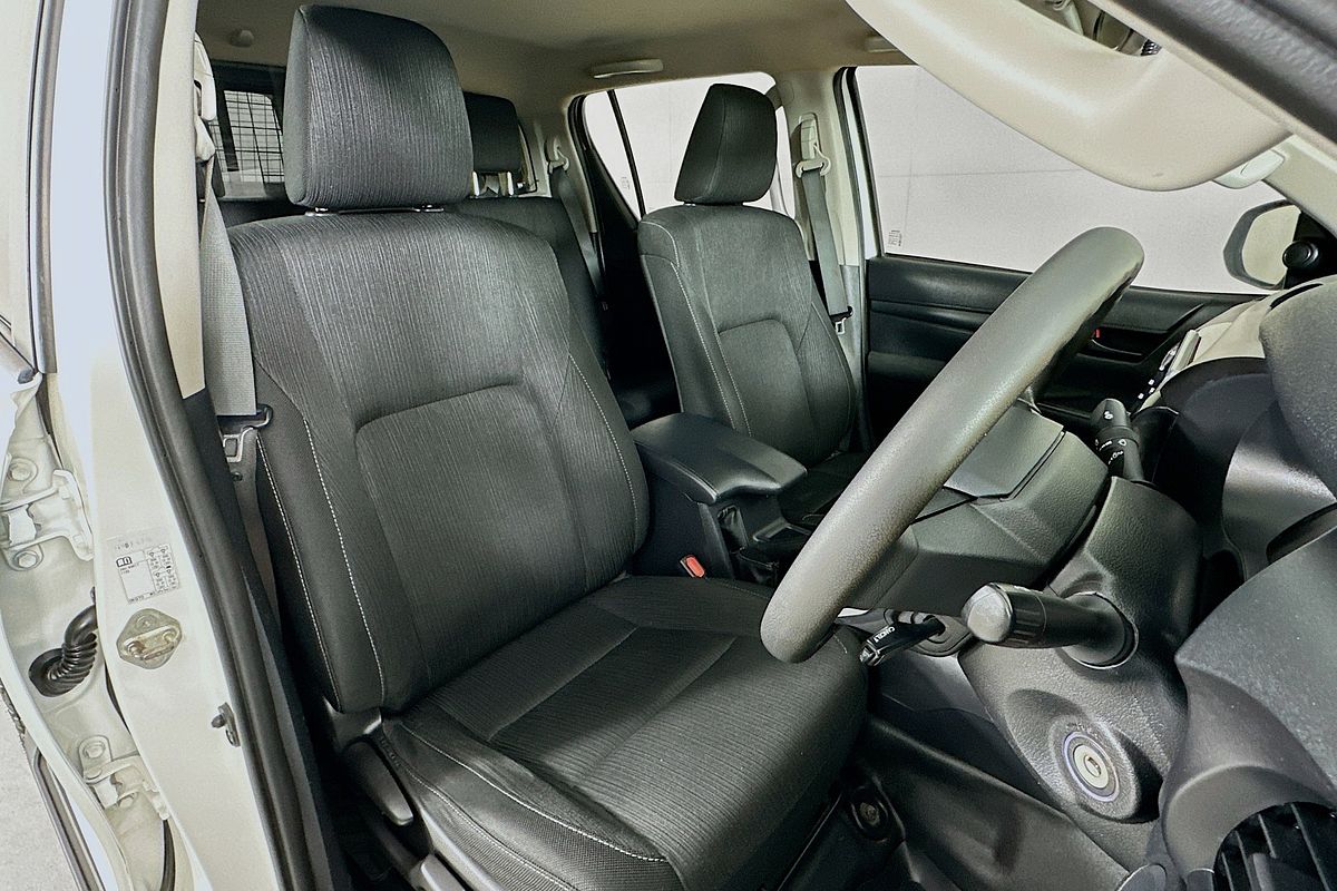 2022 Toyota HILUX SR (4x4) GUN126R 4X4