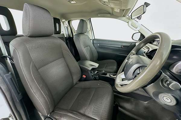 2018 Toyota HILUX SR HI-RIDER GUN136R MY19 REAR WHEEL DRIVE