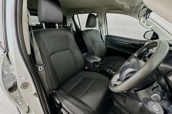 2022 Toyota HILUX SR GUN126R 4X4