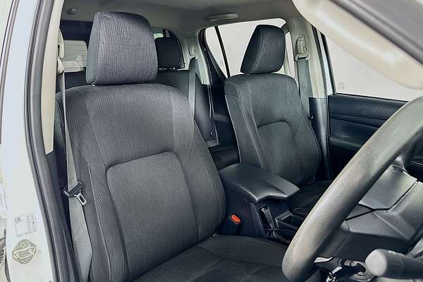 2022 Toyota Hilux SR GUN126R 4X4