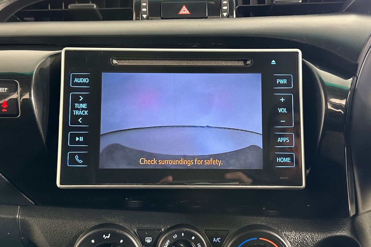 2019 Toyota HILUX SR (4x4) GUN126R MY19 4X4