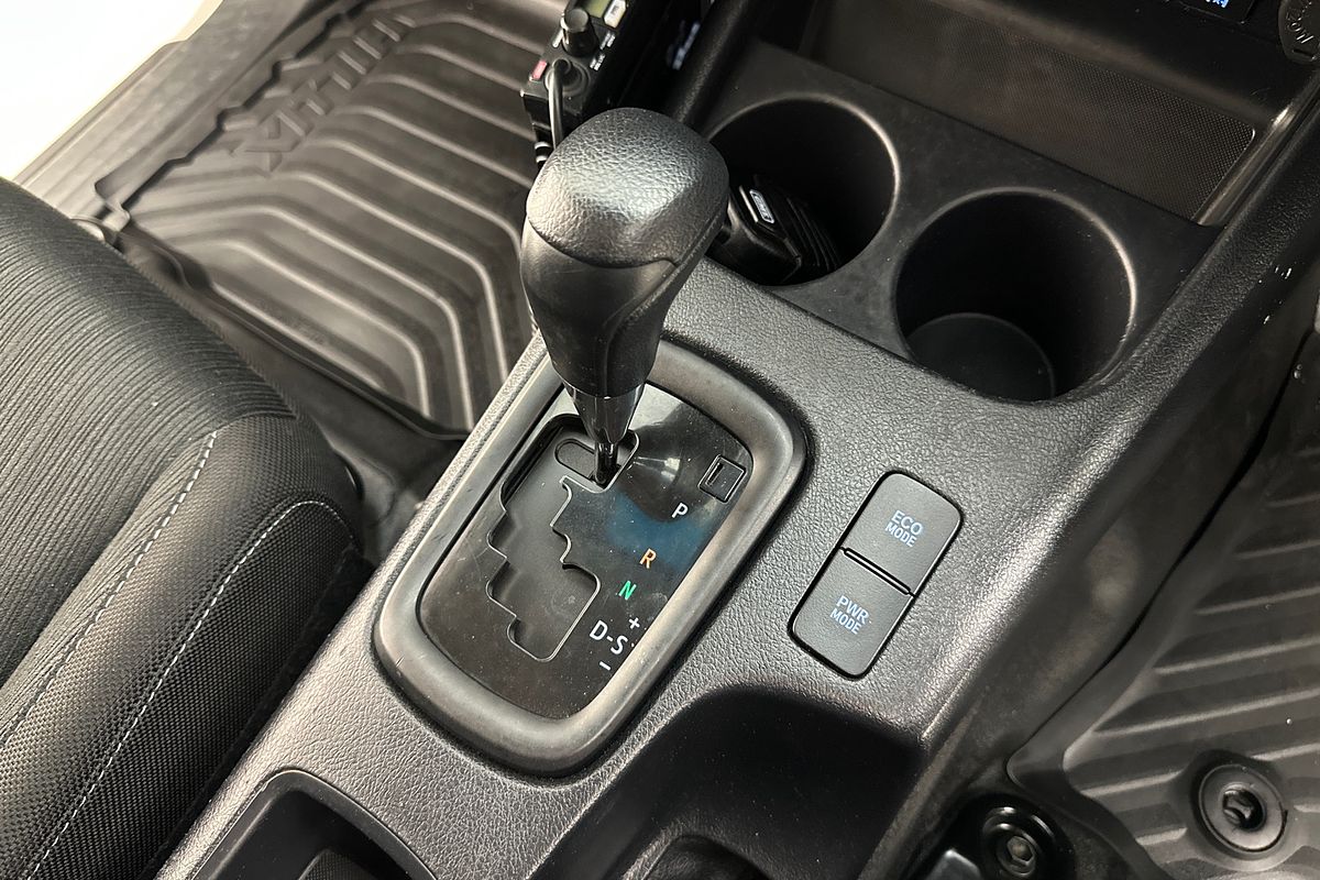 2021 Toyota HILUX SR (4x4) GUN126R 4X4