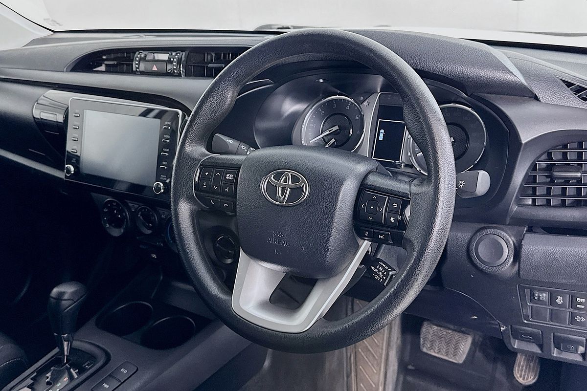2024 Toyota HILUX SR (4x4) GUN126R 4X4