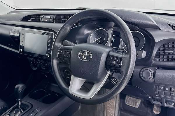 2024 Toyota HILUX SR (4x4) GUN126R 4X4