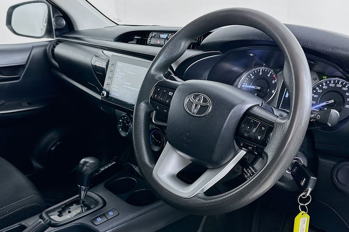 2020 Toyota HILUX SR (4x4) GUN126R MY19 UPGRADE 4X4