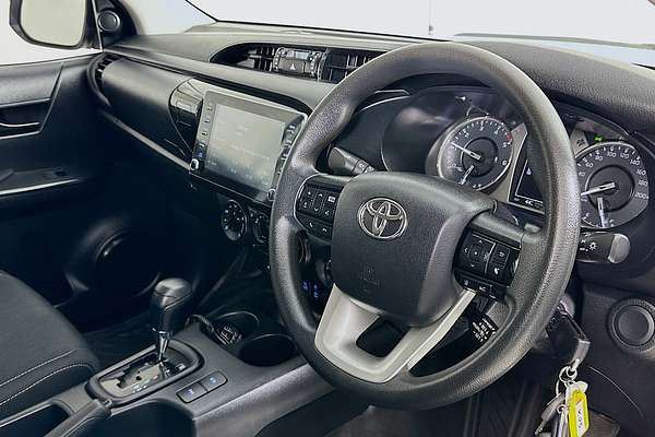 2023 Toyota HILUX SR (4x4) GUN126R 4X4