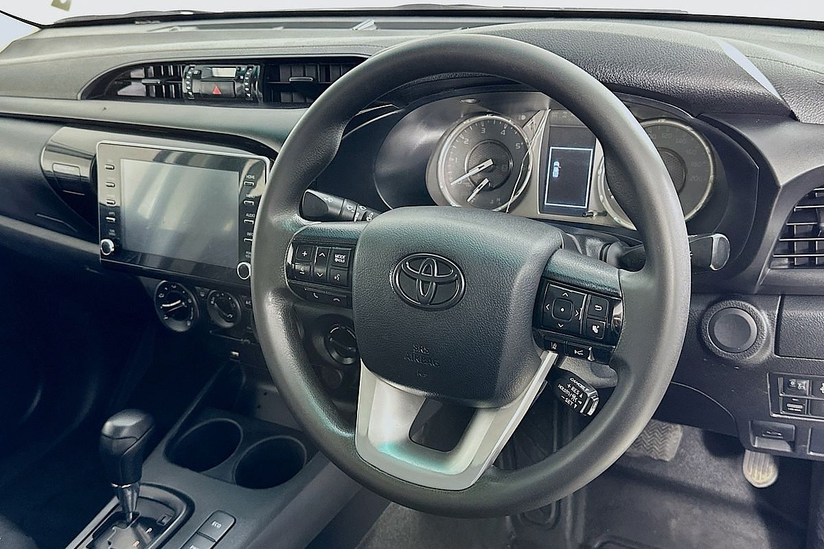 2022 Toyota HILUX SR (4x4) GUN126R 4X4