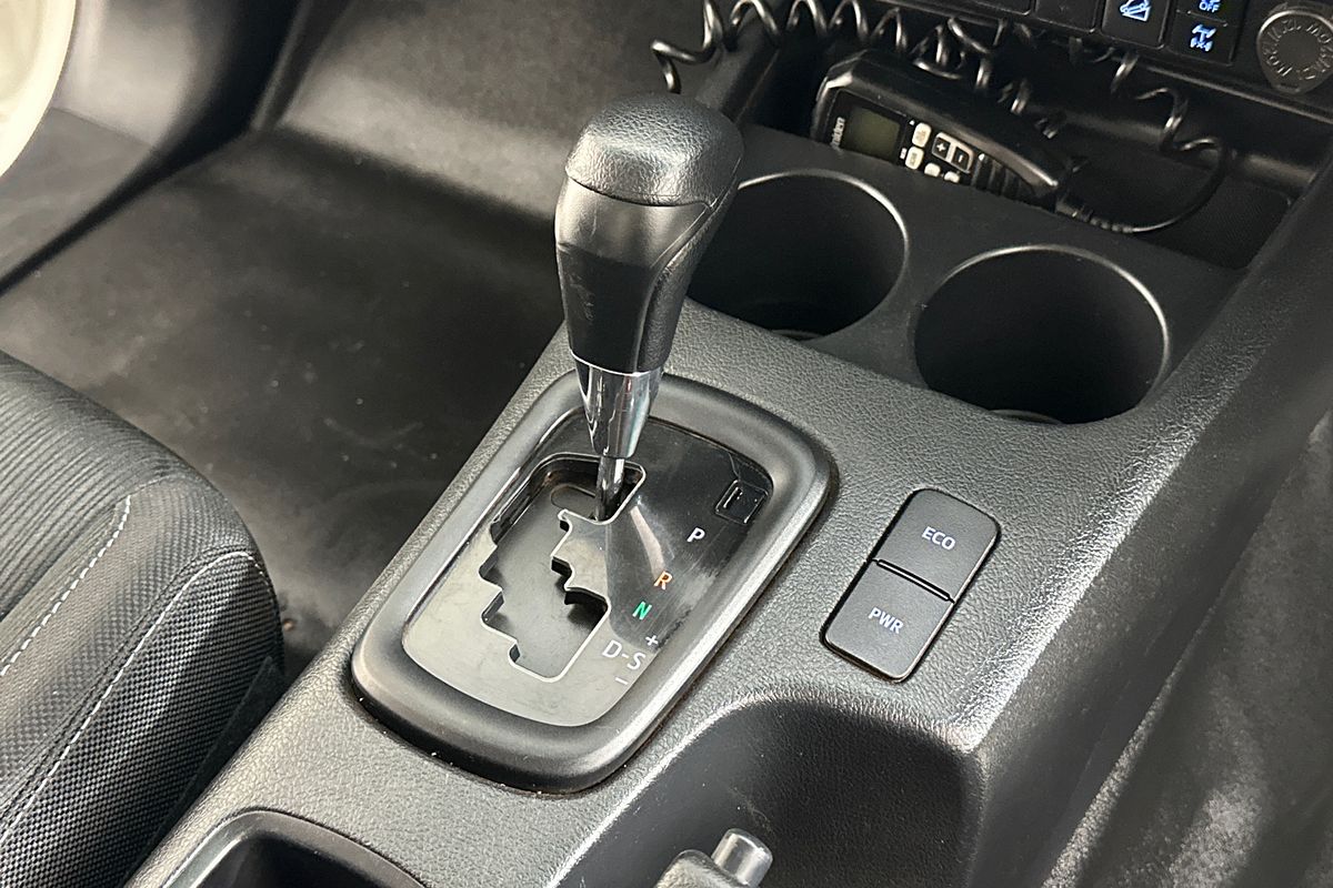 2022 Toyota HILUX SR (4x4) GUN126R 4X4