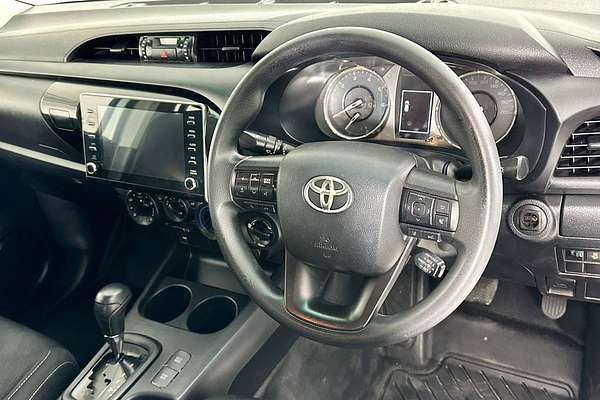 2021 Toyota HILUX SR (4x4) GUN126R FACELIFT 4X4