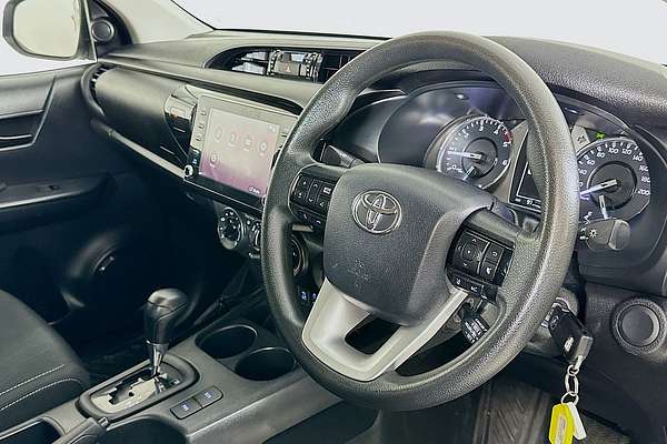 2022 Toyota HILUX SR (4x4) GUN126R 4X4