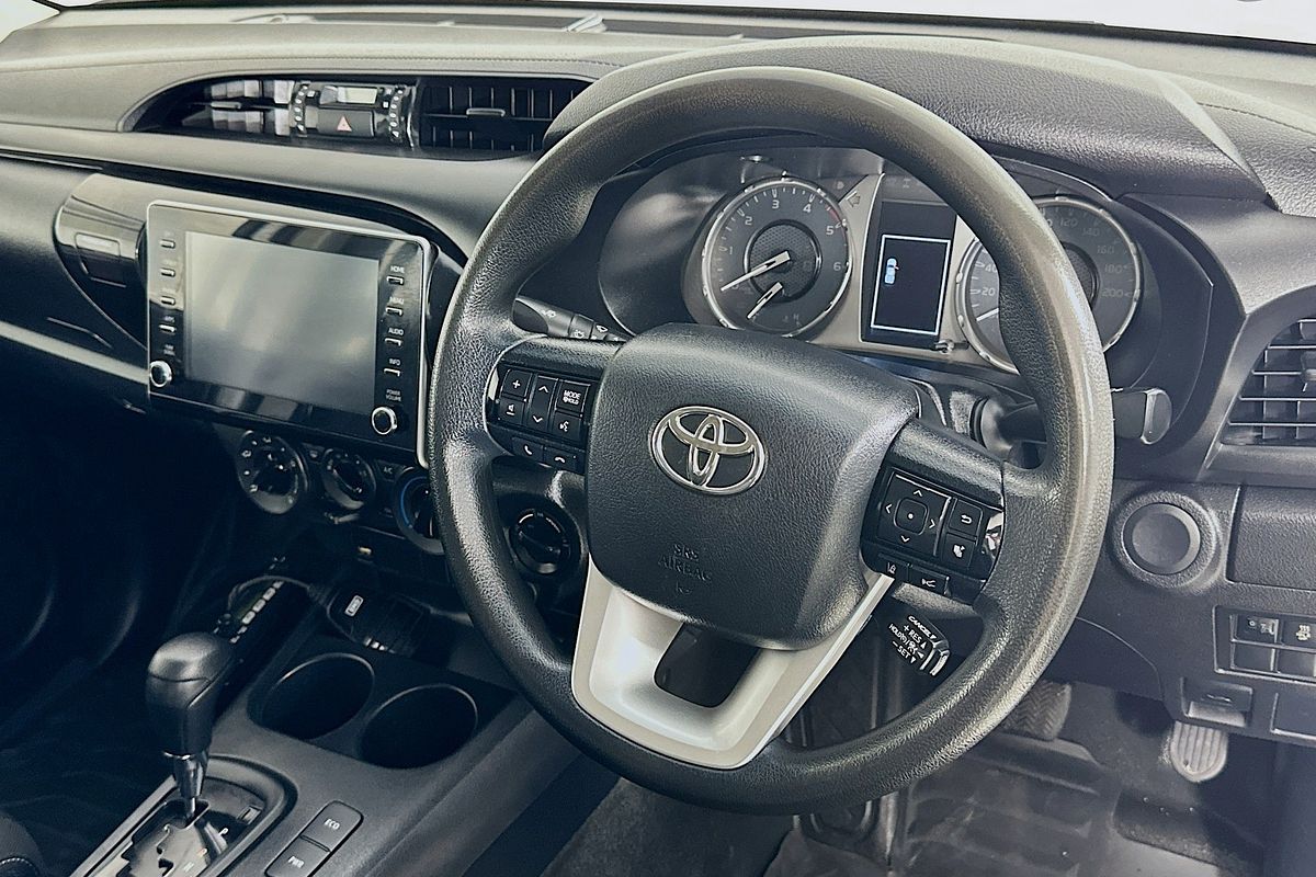 2022 Toyota HILUX SR (4x4) GUN126R 4X4