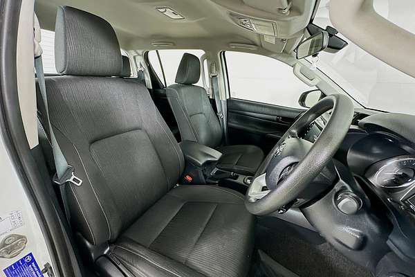 2024 Toyota Hilux SR 48V GUN126R 4X4