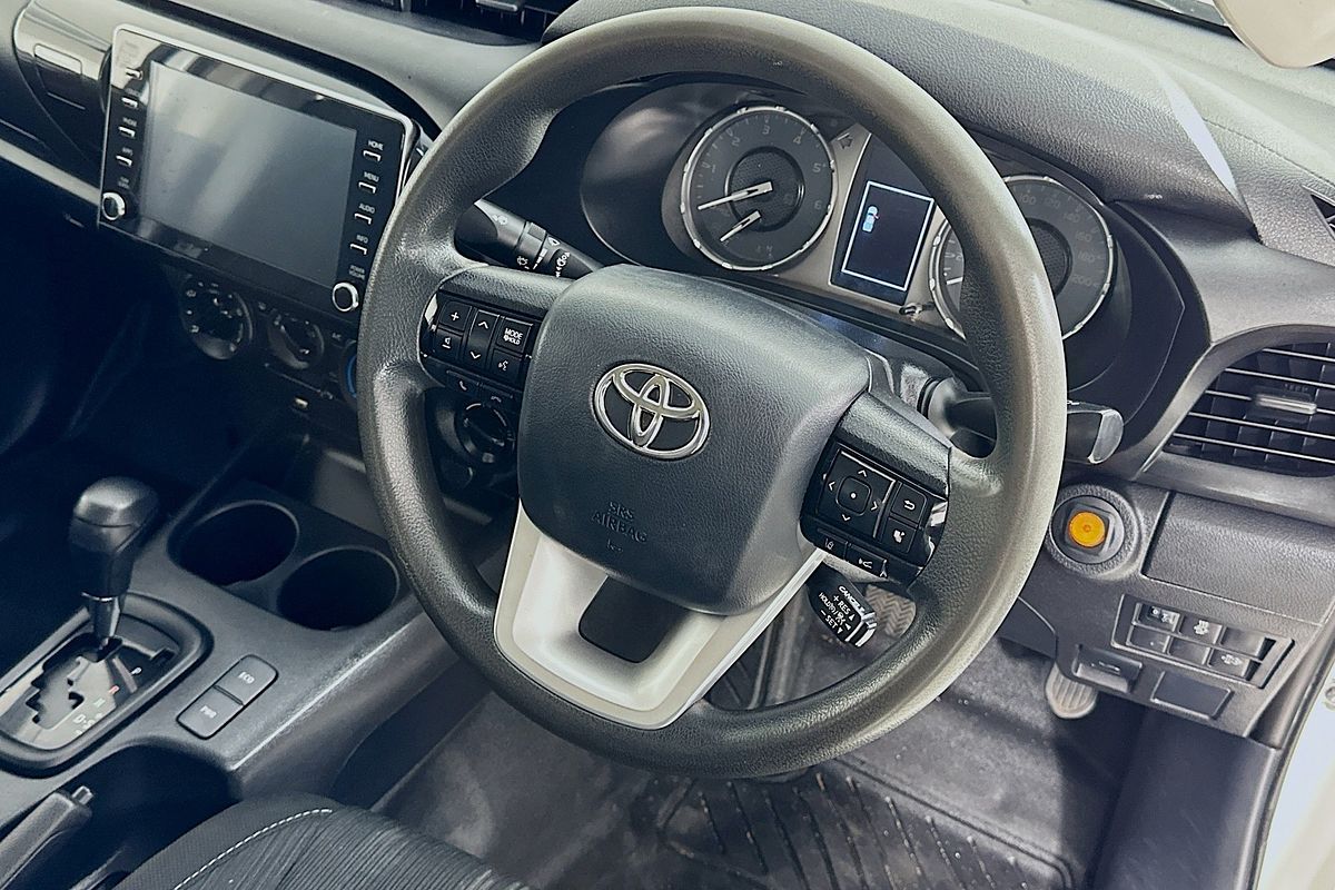 2022 Toyota HILUX SR (4x4) GUN126R 4X4