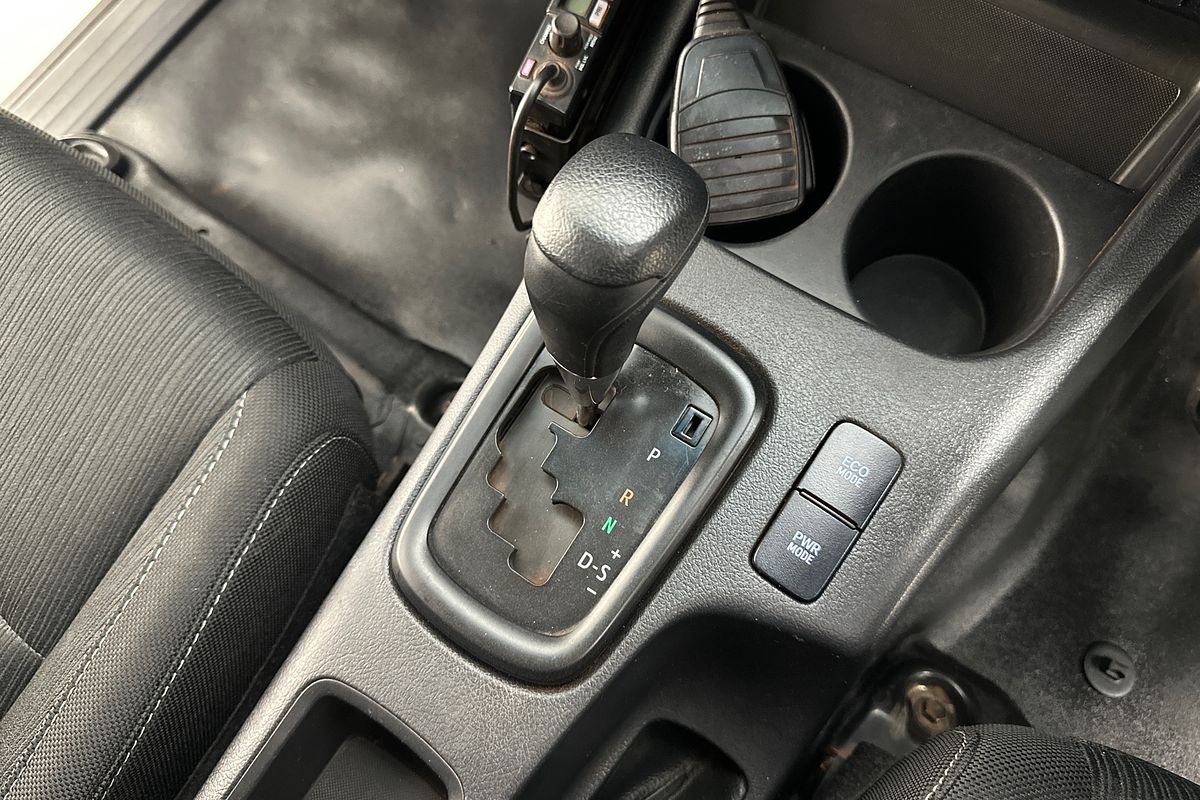 2019 Toyota HILUX SR (4x4) GUN126R MY19 4X4