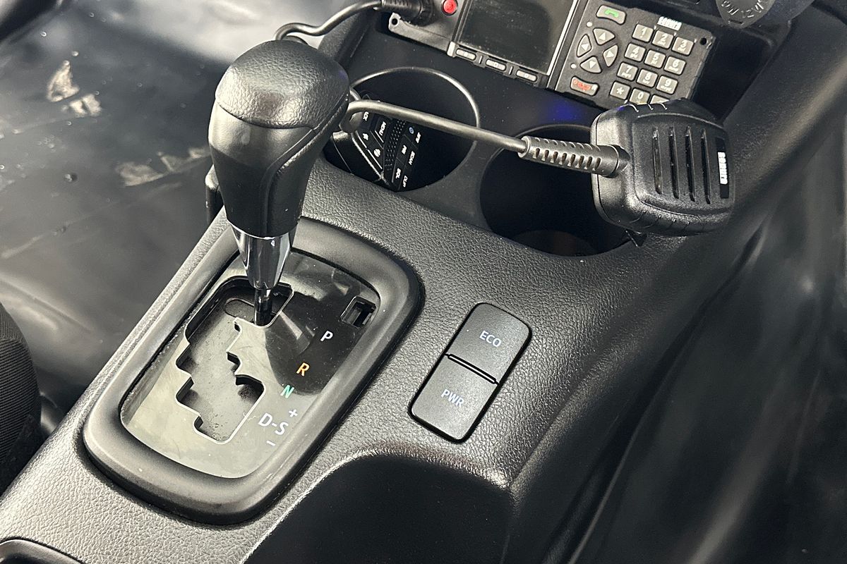 2023 Toyota HILUX SR GUN126R 4X4