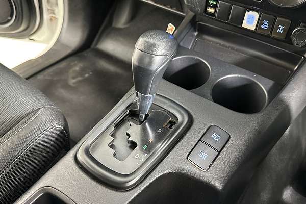 2020 Toyota HILUX SR (4x4) GUN126R MY19 UPGRADE 4X4