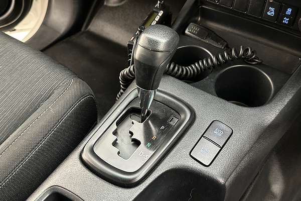 2021 Toyota HILUX SR (4x4) GUN126R FACELIFT 4X4