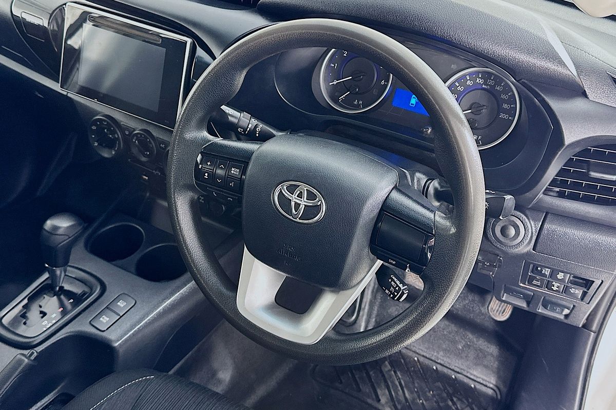 2019 Toyota HILUX SR (4x4) GUN126R MY19 4X4