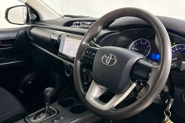 2018 Toyota HILUX SR (4x4) GUN126R MY17 4X4
