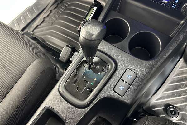 2021 Toyota HILUX SR (4x4) GUN126R FACELIFT 4X4