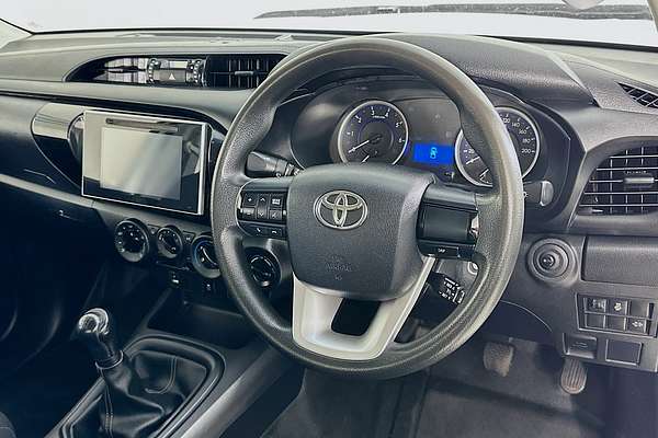 2018 Toyota Hilux SR (4x4) GUN126R MY19 4X4