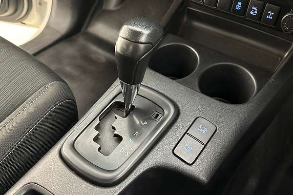 2020 Toyota HILUX SR (4x4) GUN126R MY19 UPGRADE 4X4
