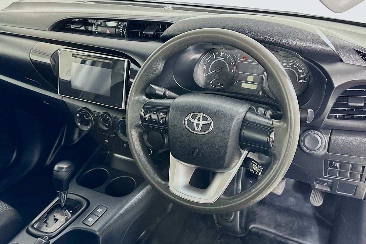 2017 Toyota HILUX WORKMATE TGN121R REAR WHEEL DRIVE